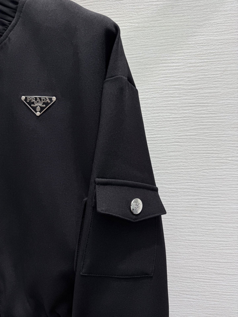 Pra*a outwear